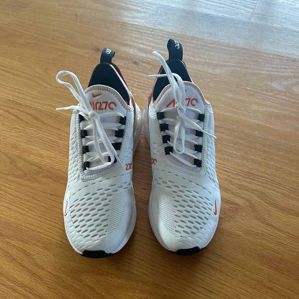Nike Air Max 270
